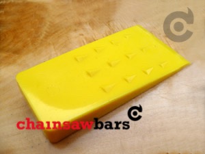 23560 Oregon 10"[25cm] Plastic Wedge