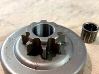 501 29 05-02 Husqvarna Spur Sprocket 1/4 x8 tooth [Fits T525 Includes Bearing]