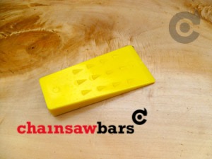 561109 Oregon 5.5"[14cm] Plastic Wedge