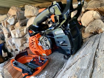 ECHO CS-2511TES 1/4 Drive Sprocket [No Bar and Chain] Includes Panfaa Skeleton Saw Spikes