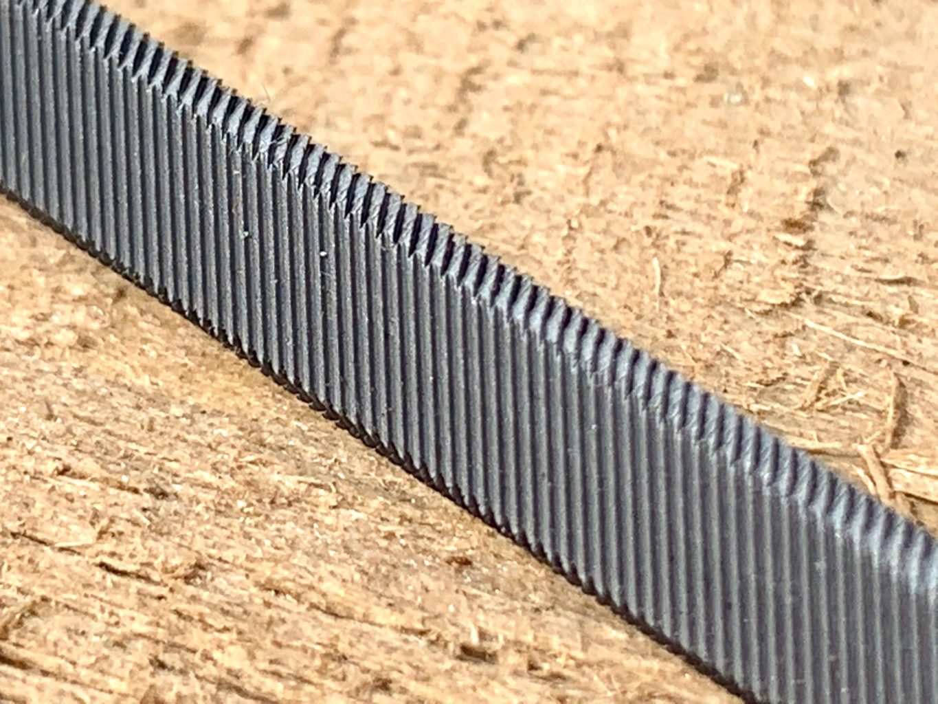 LC10020-2276-8 x1 Chisel Bit File - Image 4