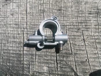 C022-000211 Oiler Assembly for Echo CS-2511TES, CS-2511WES, DCS-2500T