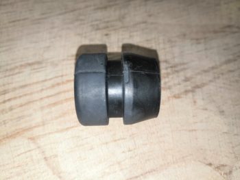 V401-000120 Cushion 5 Echo CS-361WES and CS-362WES