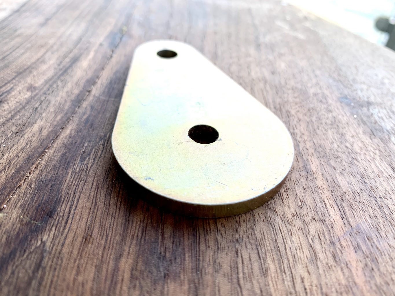 VM-008 Intersect Mill Teardrop Bar Spacer Plate